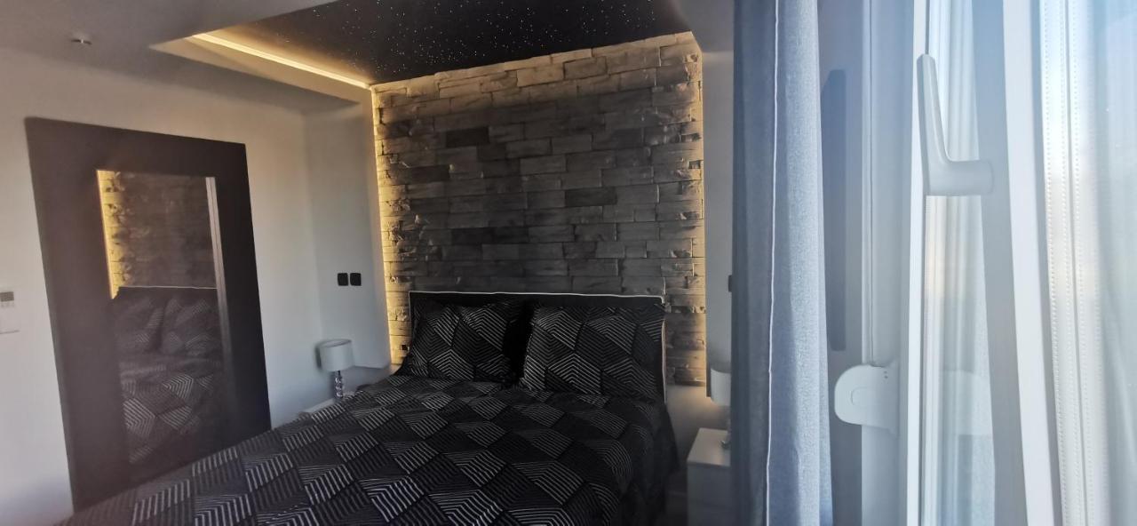 Legacy Marine2 - Zadar, Luxury Suites Екстер'єр фото